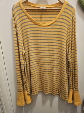 Marled Reunited Clothing Striped Bell Sleeve Top LG Pristine